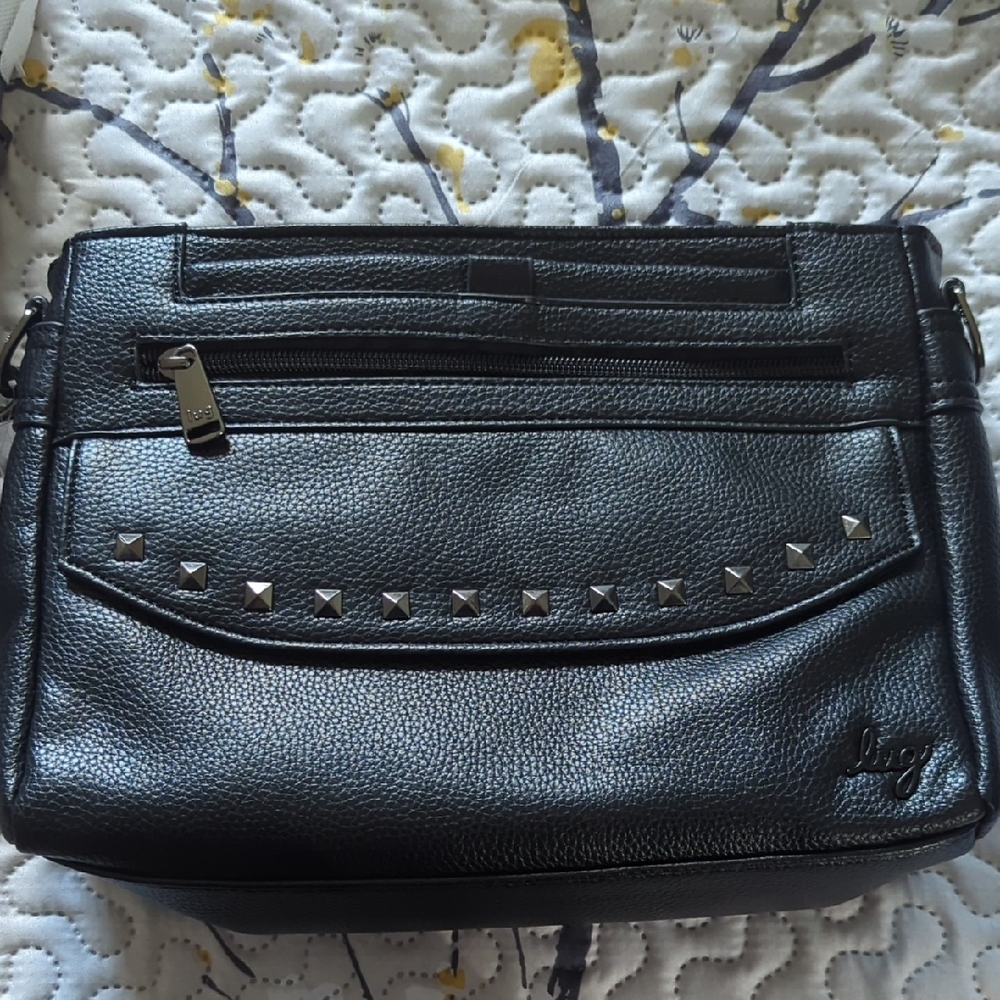 Lug Pacer with Stud Accents